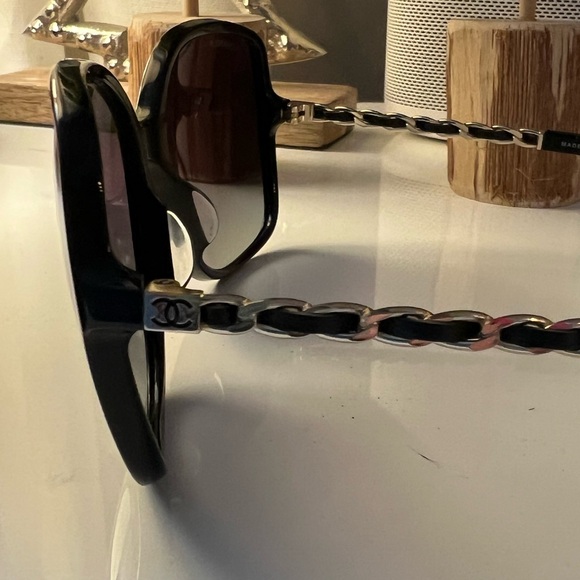 CHANEL sunglasses Black Gold Chain Arms Interlocking CC Logo Acetate Square - Picture 3 of 13